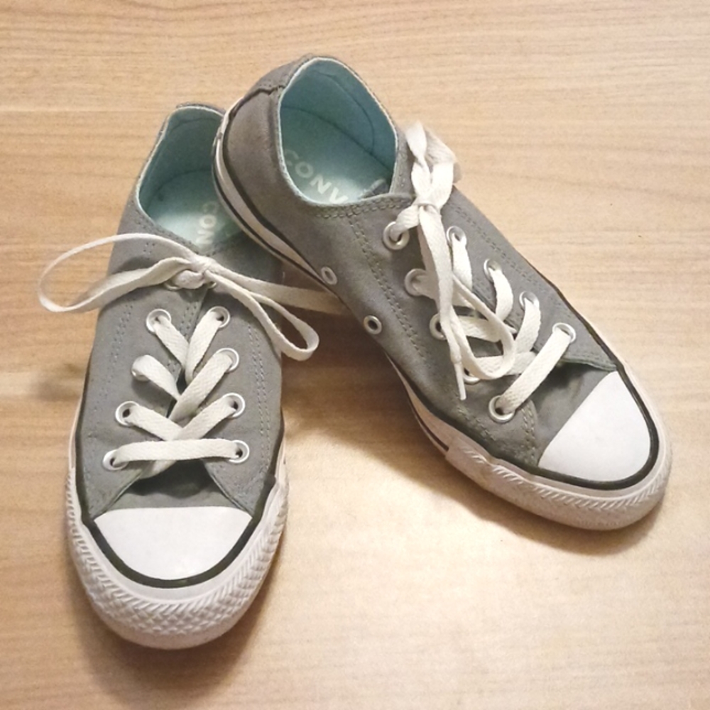 Converse All☆Star Gray Sneakers in Size 5